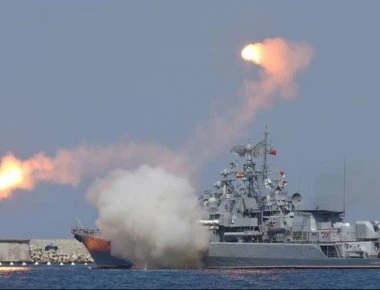 Βολές πυραύλων «Κalibr» σε άσκηση του ρωσικού Στόλου της Κασπίας στα πλαίσια της «Καύκασος 2016» (vid)